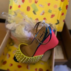 Multi color platform size9 comfortable fit